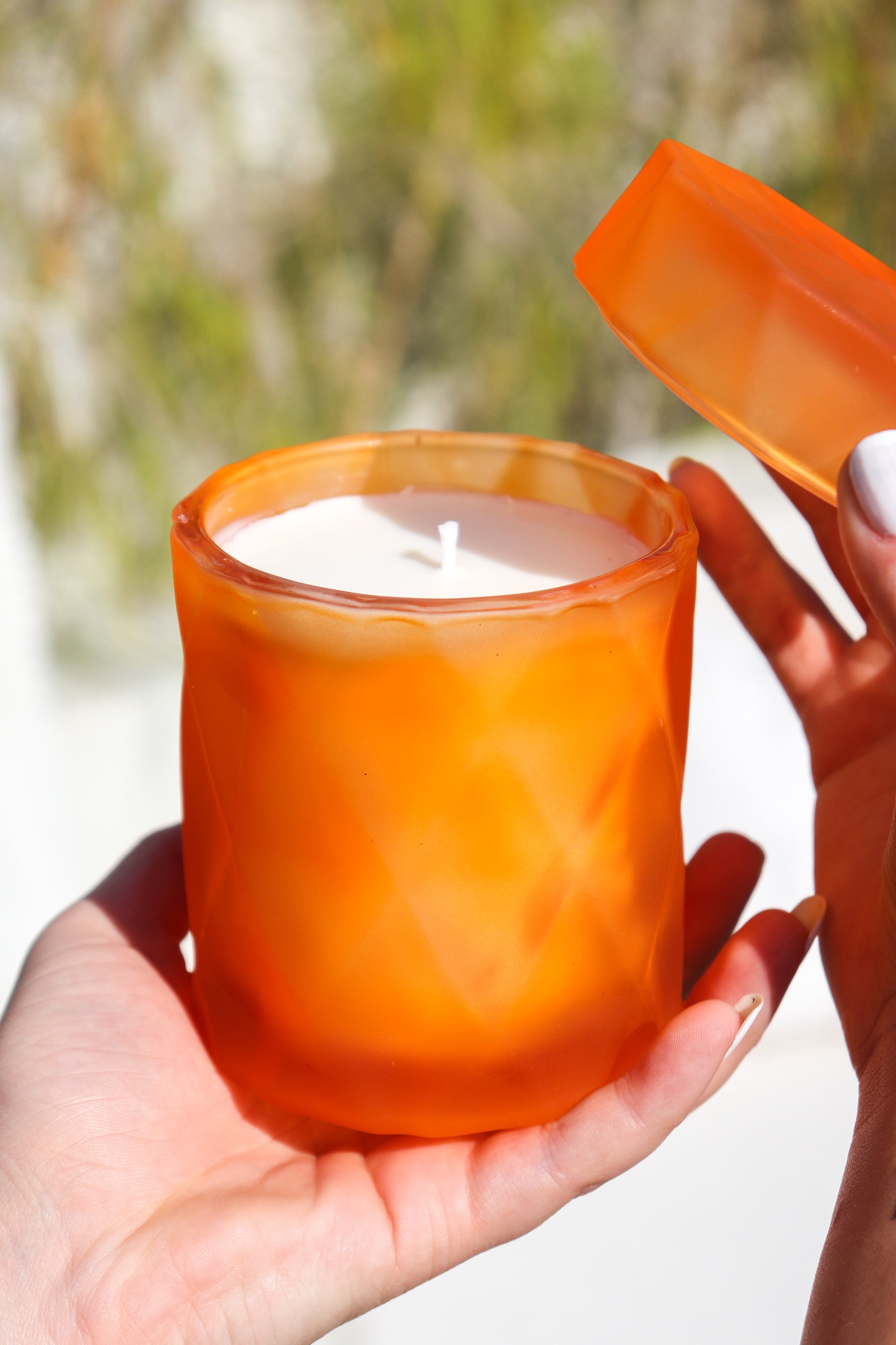 Unlocking The Beauty Of Coconut Wax The Choice For La Lueur Candles